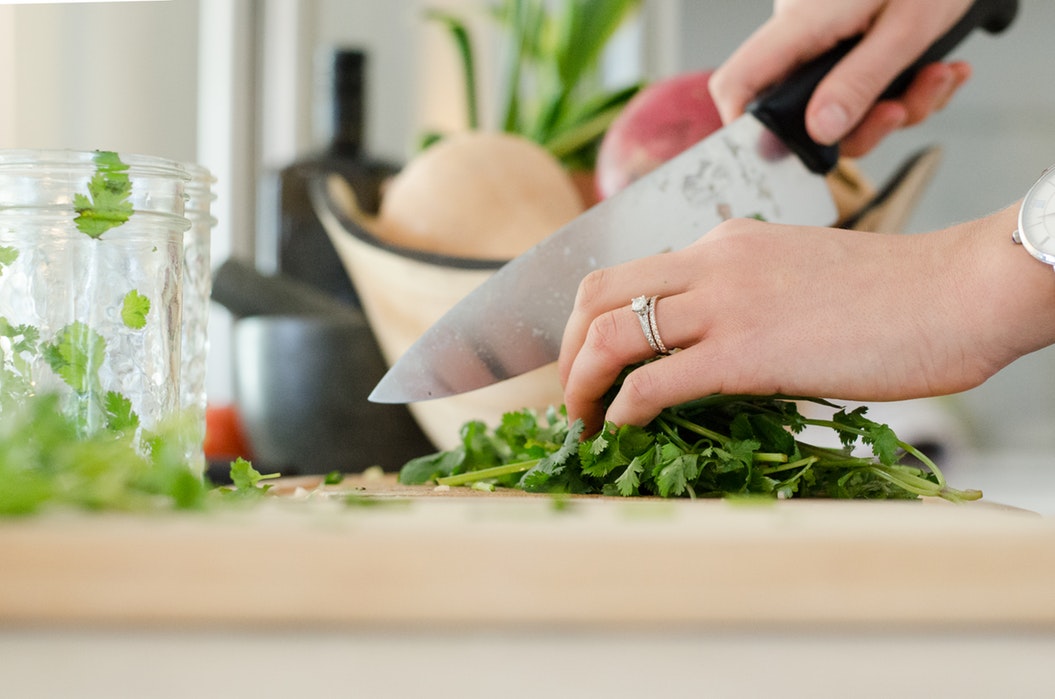 parsley being cut
